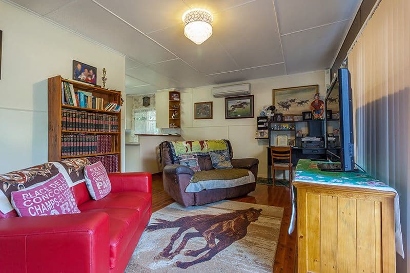 21 Dunne Street, Harristown QLD 4350, Harristown - Thumbnail 2