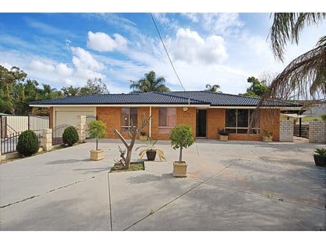 4  Tasman Court, MIRRABOOKA WA 6061, Mirrabooka - Thumbnail 2