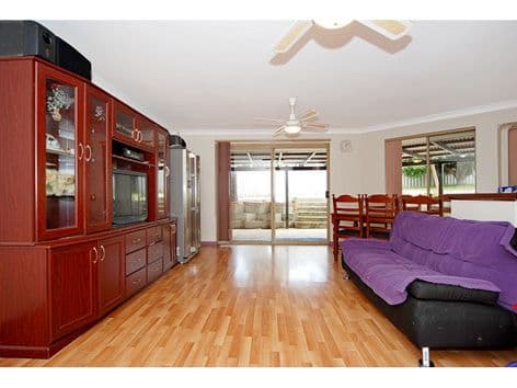 4  Tasman Court, MIRRABOOKA WA 6061, Mirrabooka - Thumbnail 4