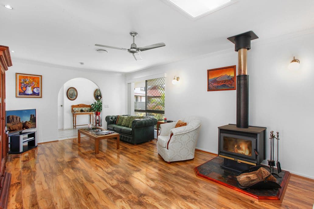 9 Sumach Place, Palm Beach QLD 4221, Palm Beach - Thumbnail 3