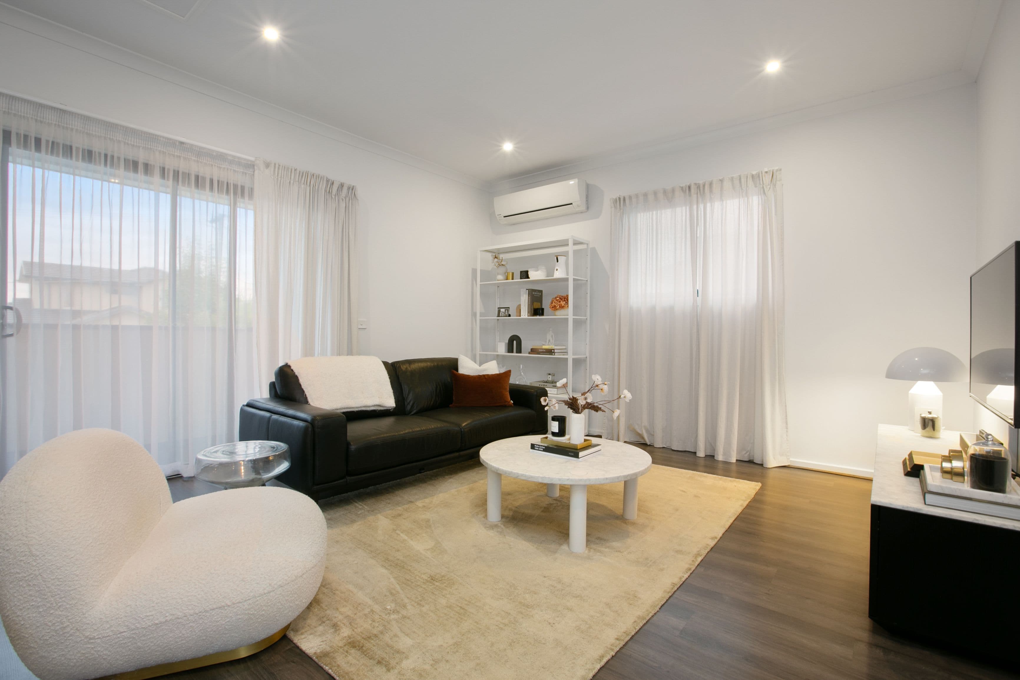 35 Elsey Road, Reservoir VIC 3073, Reservoir - Thumbnail 2