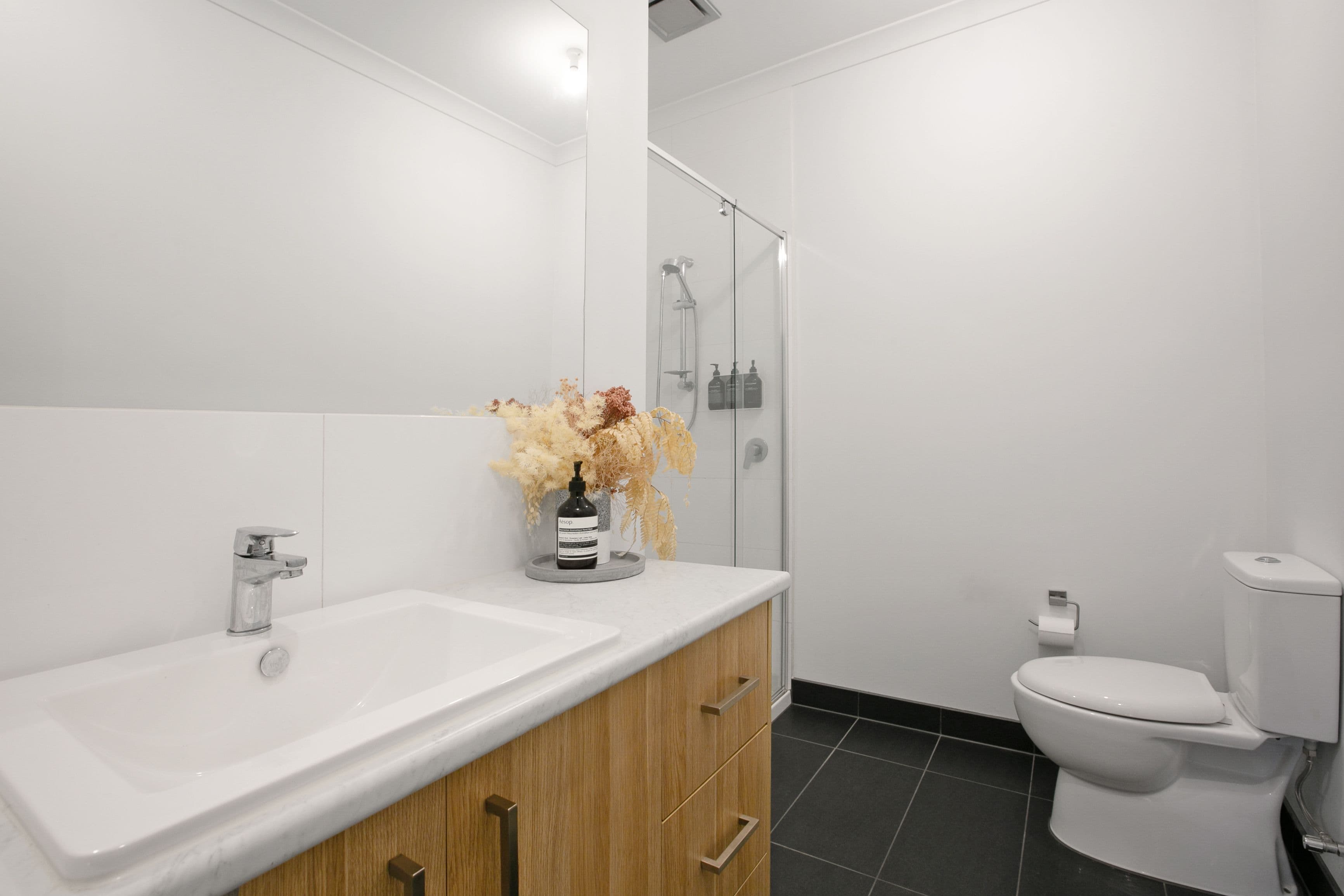 35 Elsey Road, Reservoir VIC 3073, Reservoir - Thumbnail 6
