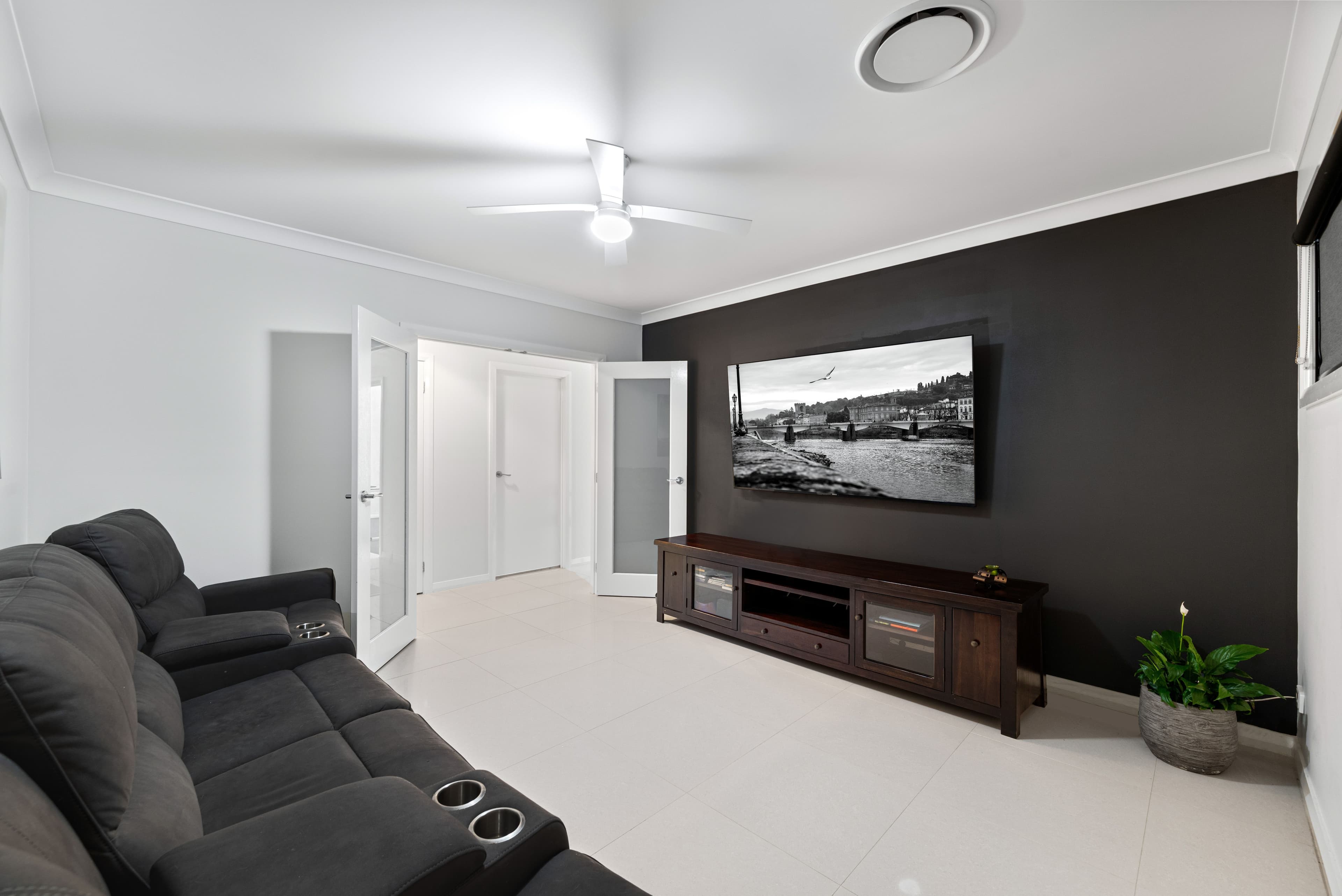 58 Longview Road, GLEDSWOOD HILLS NSW 2557, Gledswood Hills - Thumbnail 4