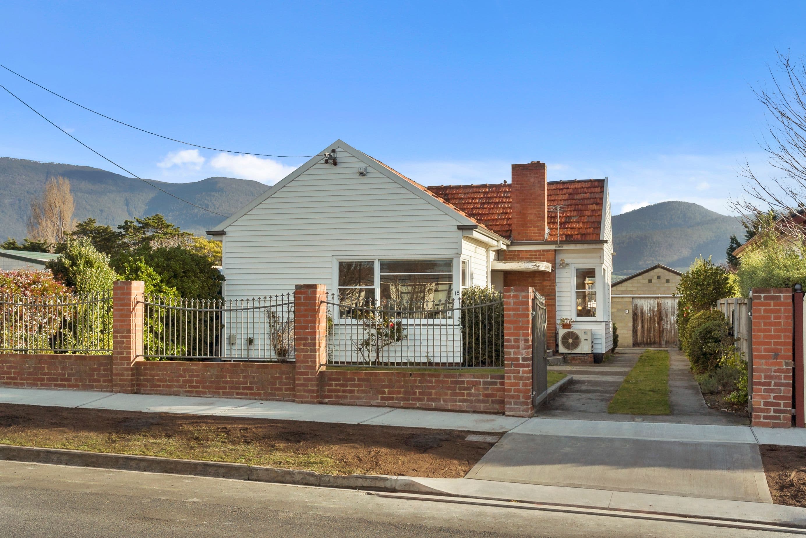 18 Elmsleigh Road, Derwent Park TAS 7009, Derwent Park - Thumbnail 2