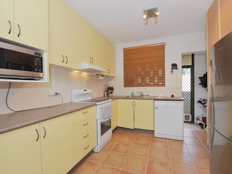552 Oxley Road, SHERWOOD QLD 4075, Sherwood - Thumbnail 3