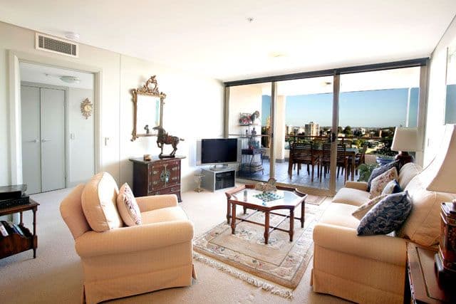 96 Alfred Street, MILSONS POINT NSW 2061, Milsons Point - Thumbnail 2