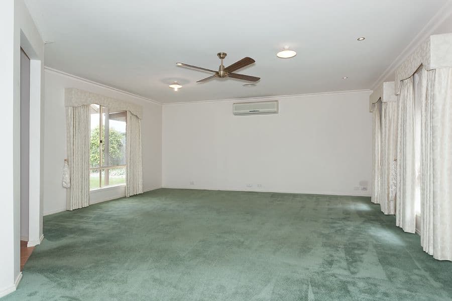 8 Brookfield Avenue, BROOKFIELD VIC 3338, Brookfield - Thumbnail 4