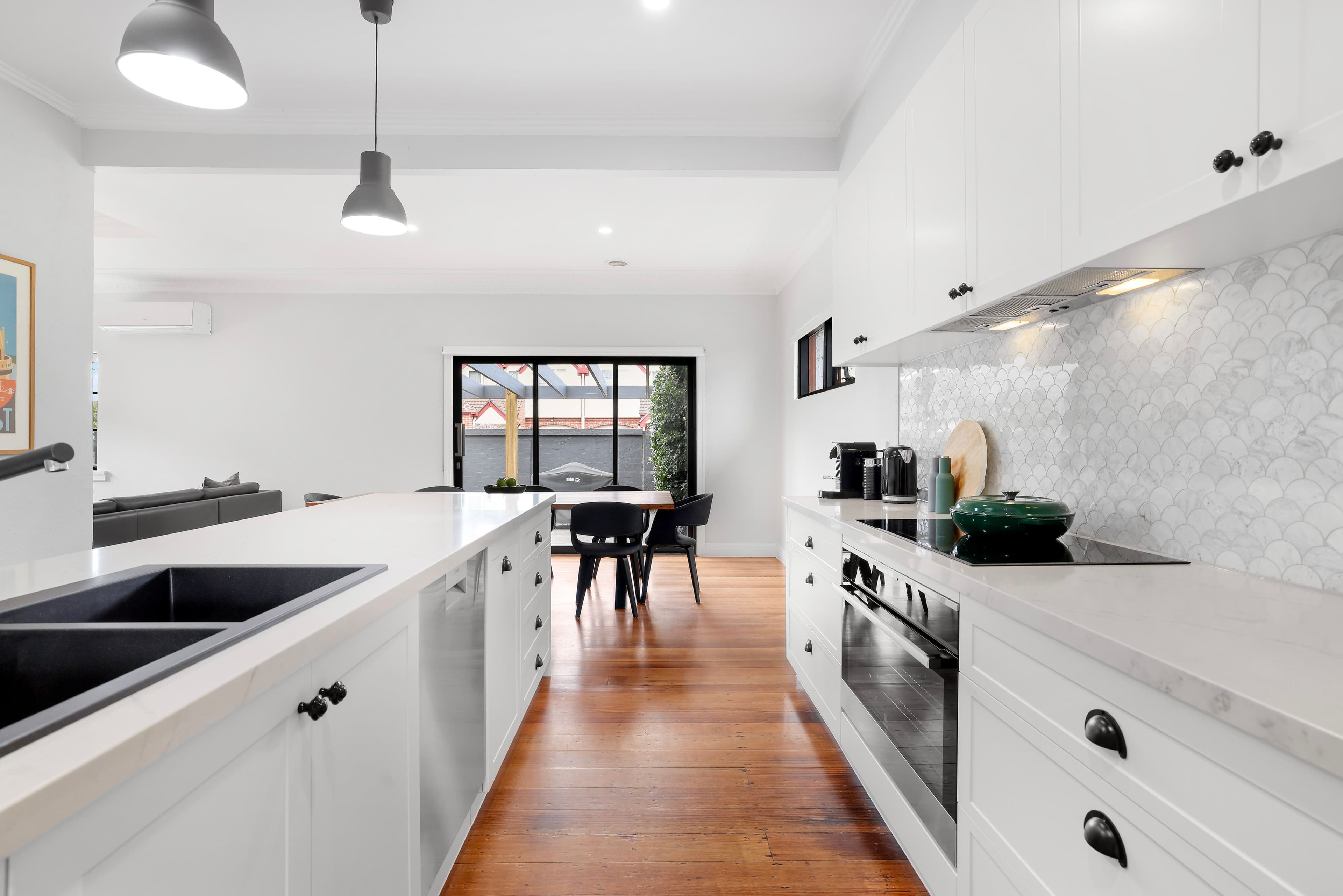 33 Chauvel Street, Bentleigh East VIC 3165, Bentleigh East - Thumbnail 3