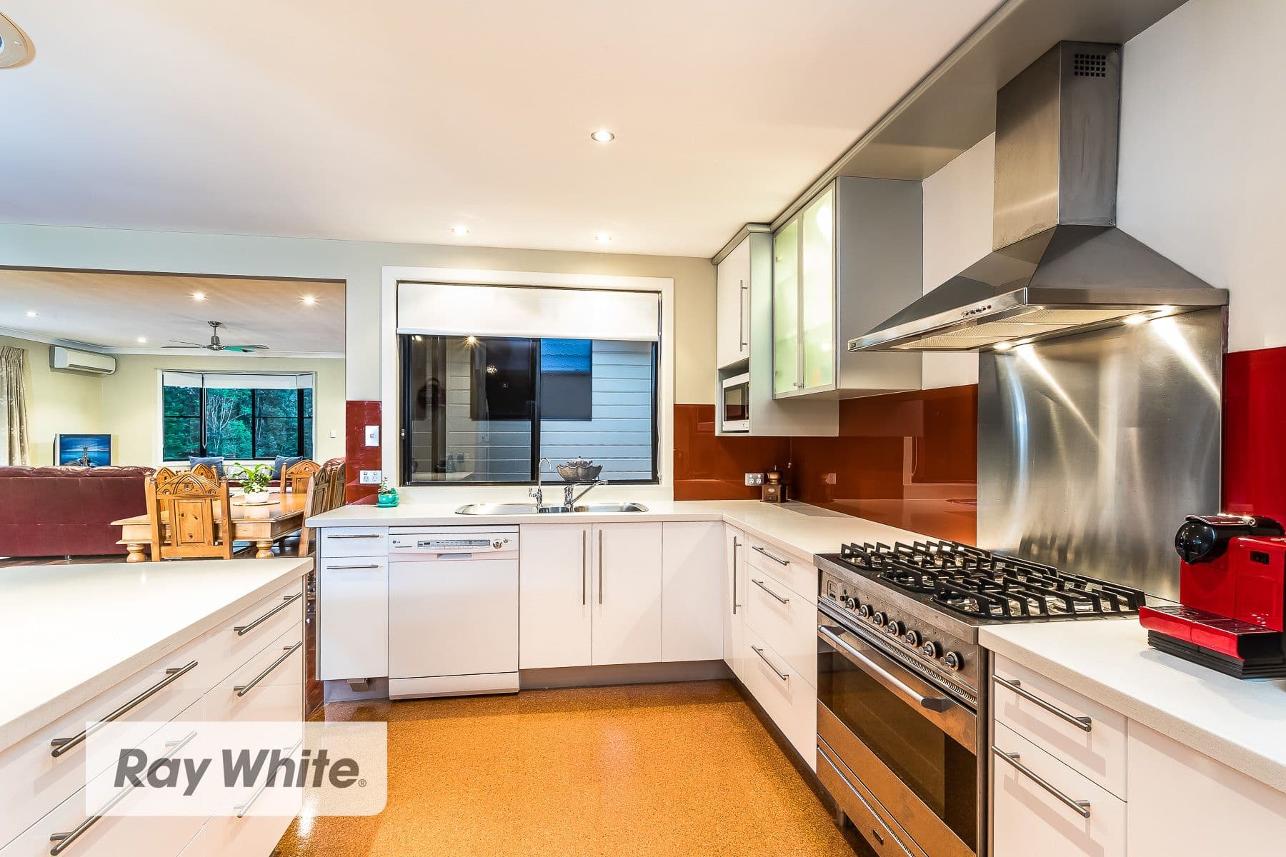18 Steiler Court, Bunya QLD 4055, Bunya - Thumbnail 8