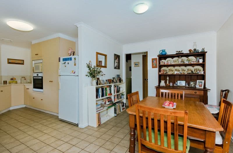 Unit 3, 2-4 Park West Road, ELTHAM VIC 3095, Eltham - Thumbnail 6