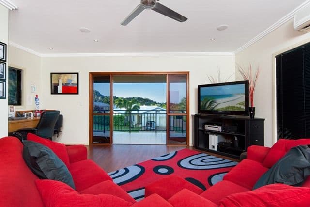 15 Barcoo Close, BENTLEY PARK QLD 4869, Bentley Park - Thumbnail 8
