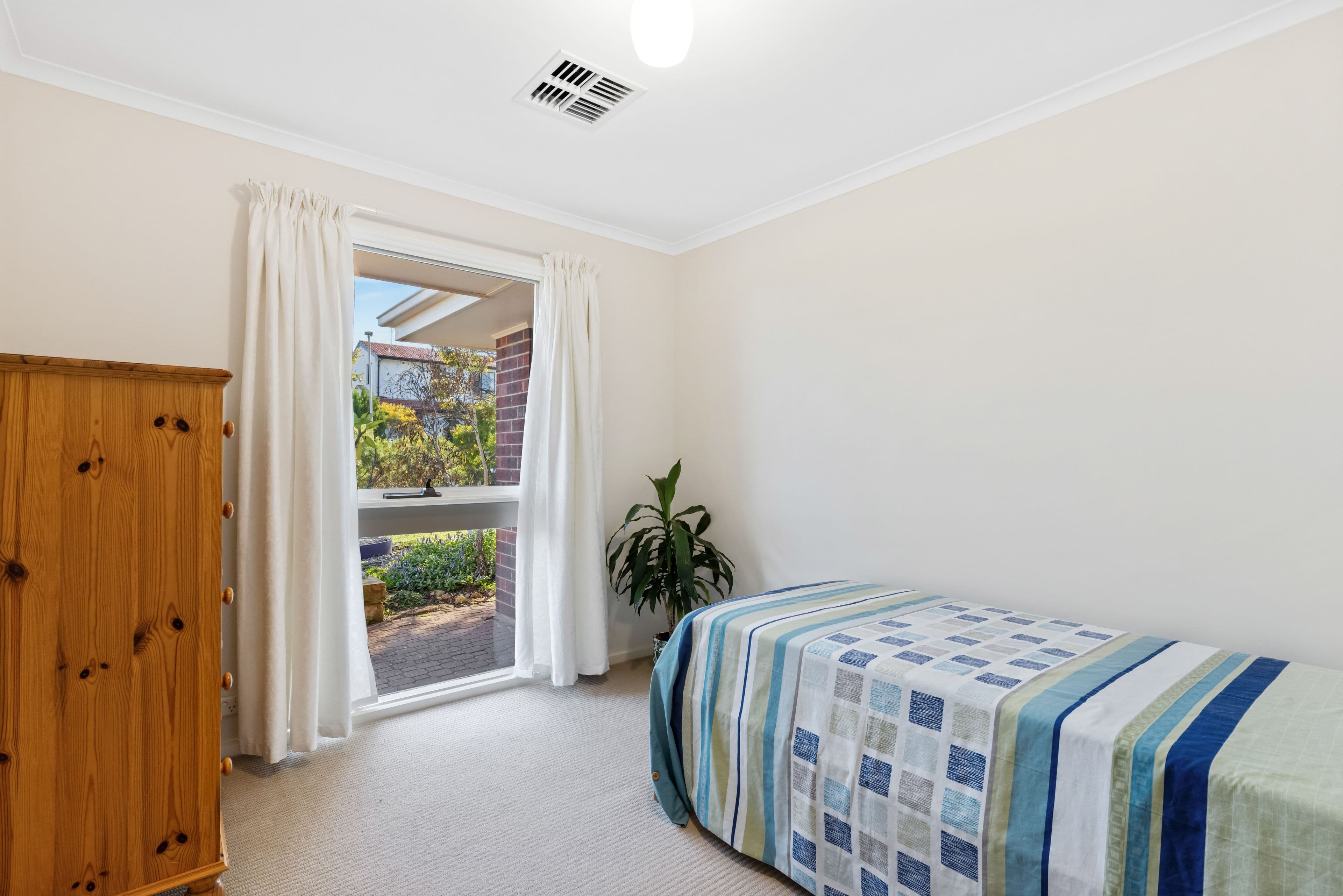 8 Resolute Crescent, Hallett Cove SA 5158, Hallett Cove - Thumbnail 7