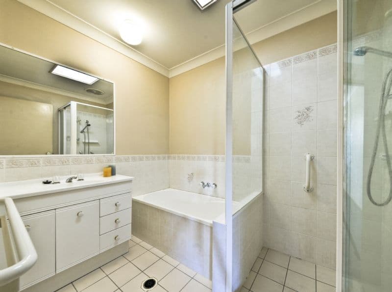 4 Wattle Road, ROTHWELL QLD 4022, Rothwell - Thumbnail 4