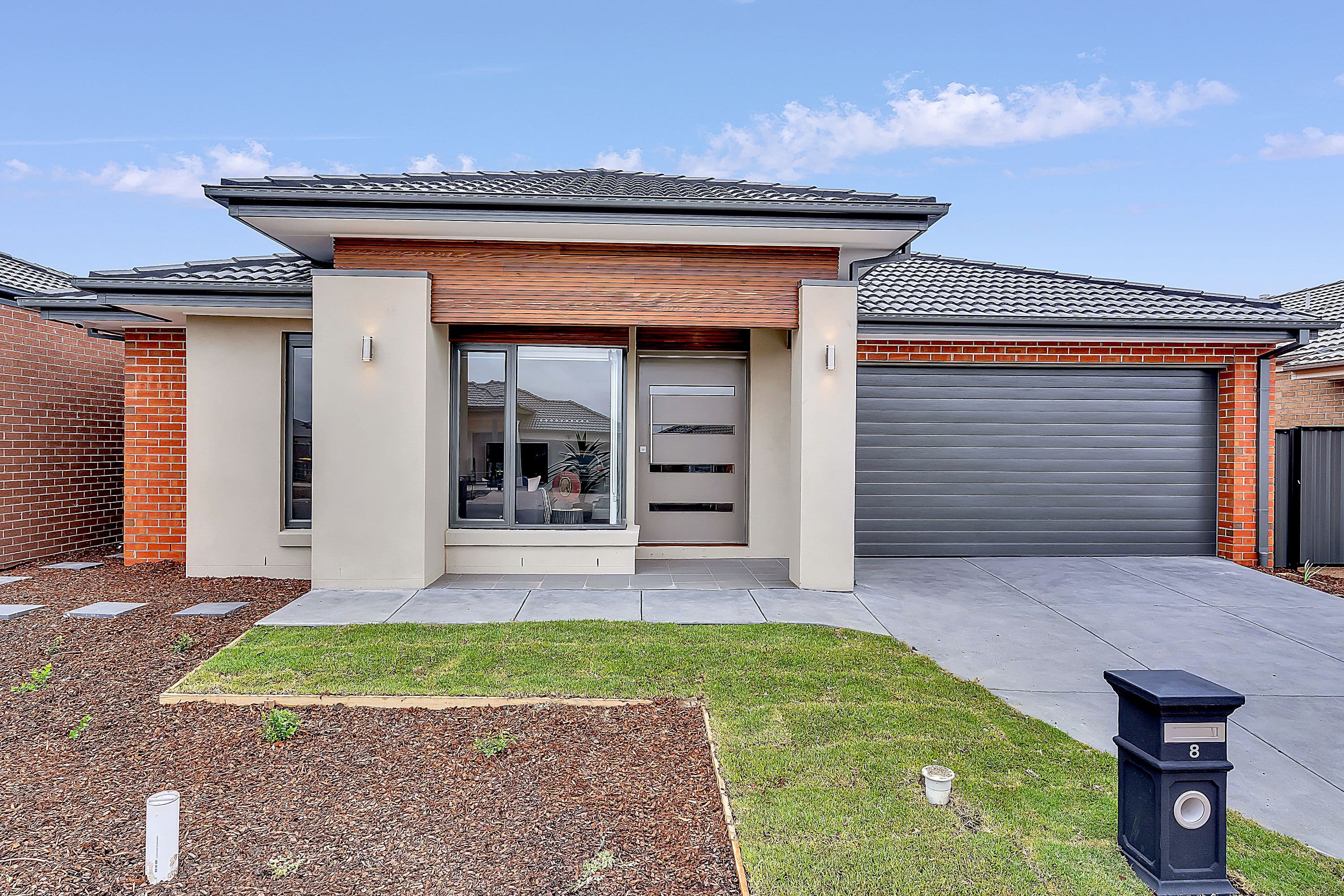 8 Daybreak Vista, Craigieburn VIC 3064, Craigieburn - Image 1