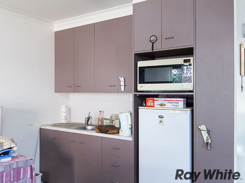 16 Ballantine Street, Chermside QLD 4032, Chermside - Thumbnail 3
