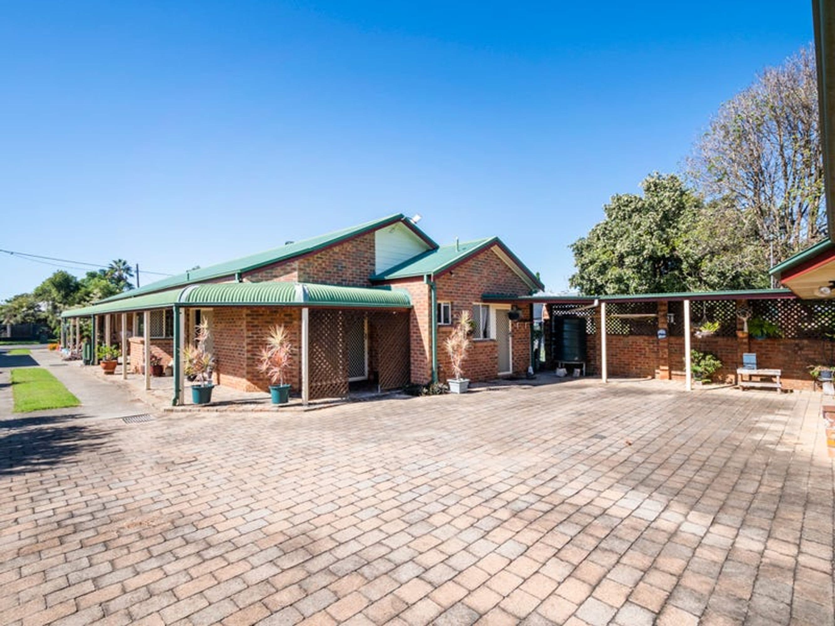 17 Jackschon Avenue, Grafton - Thumbnail 3