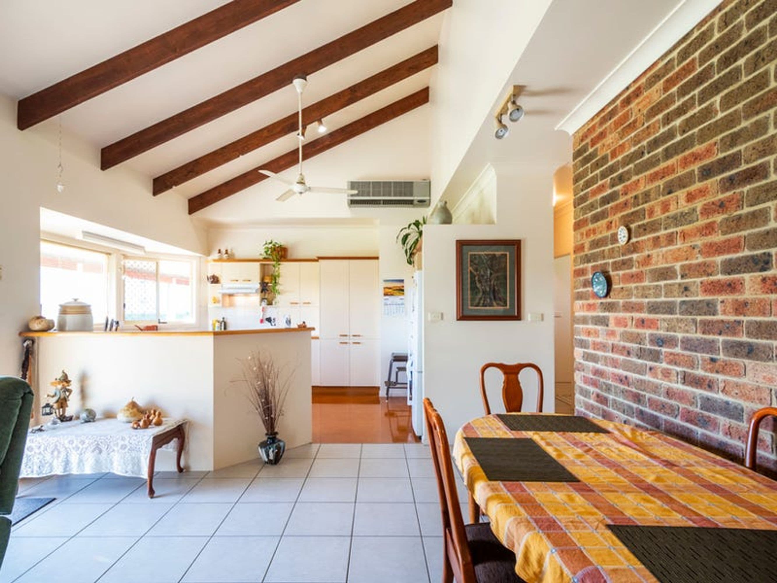 17 Jackschon Avenue, Grafton - Thumbnail 5