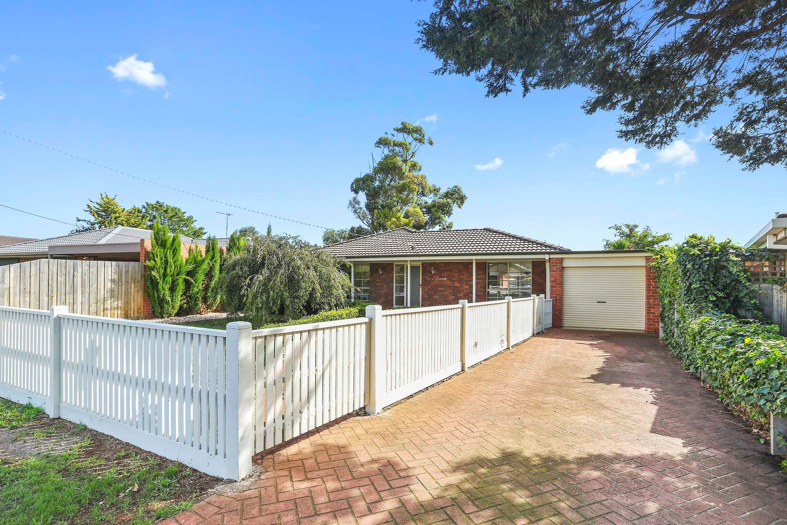 7 Allister Court, Lara VIC 3212, Lara - Thumbnail 2