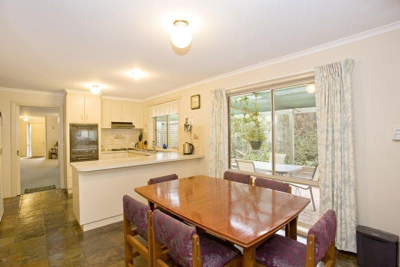 8  Christensen Court, LARA VIC 3212, Lara - Thumbnail 3