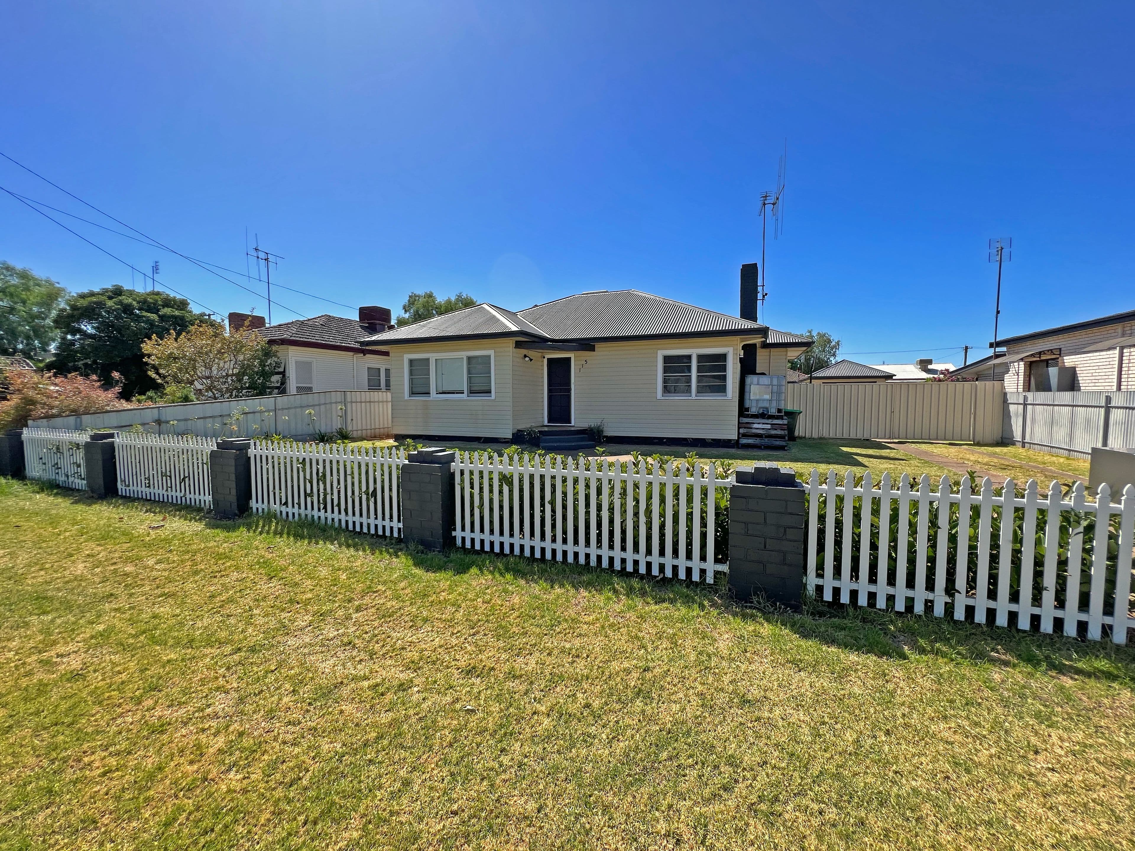 115 Farnell Street, Forbes NSW 2871, Forbes - Image 1