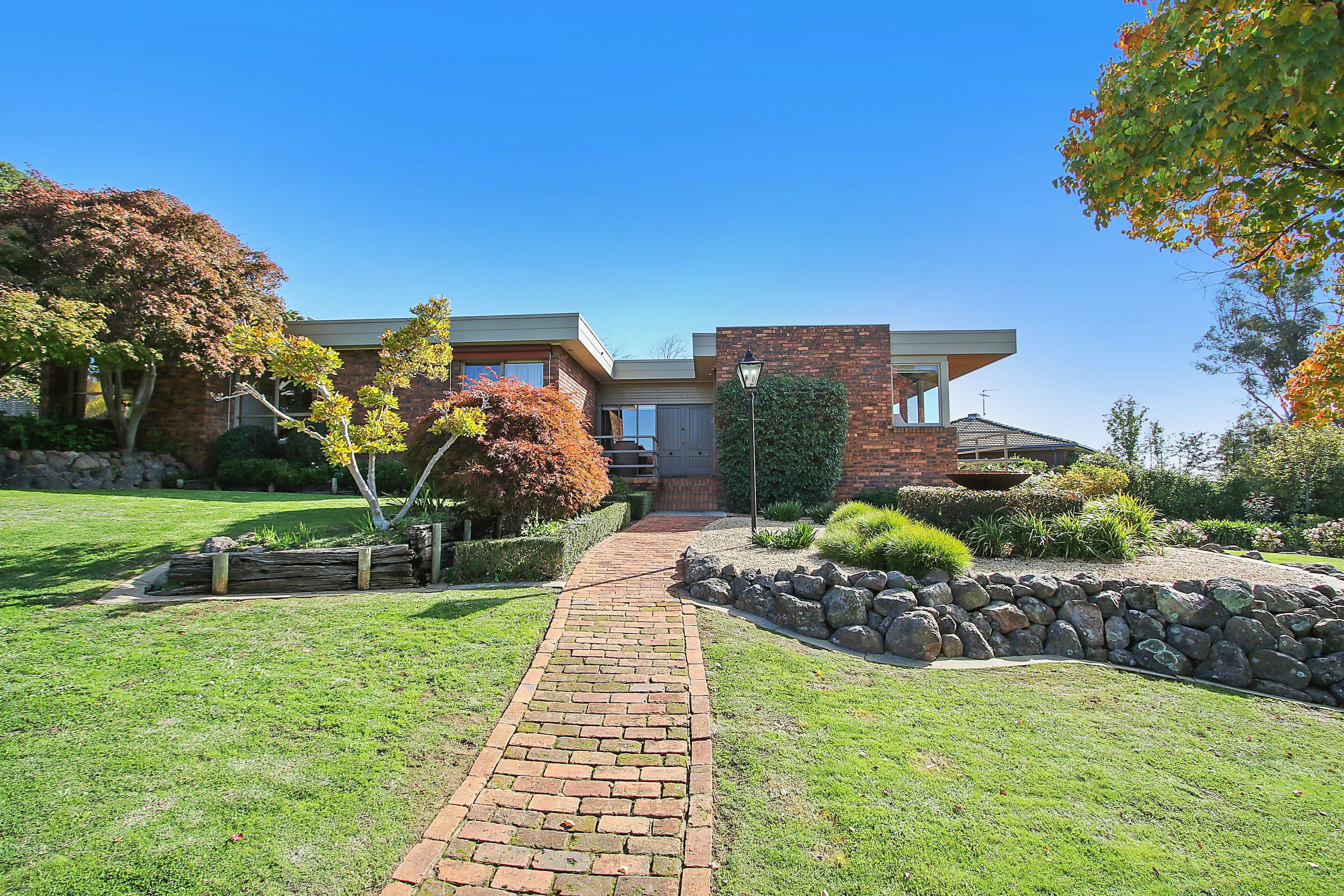 22 Hallawell Crescent, Wodonga VIC 3690, Wodonga - Thumbnail 2
