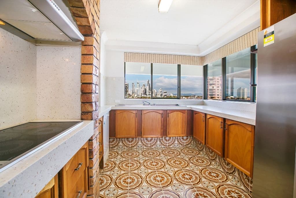 39 'Kings Row Centre' 20 Commodore Drive, SURFERS PARADISE QLD 4217, Surfers Paradise - Thumbnail 4