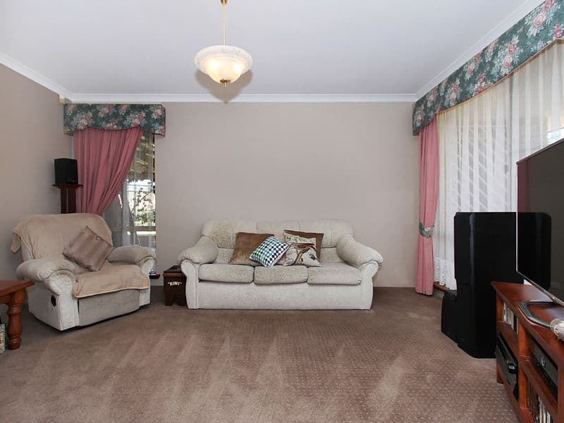 4 Hoya Court, THORNLIE WA 6108, Thornlie - Thumbnail 8