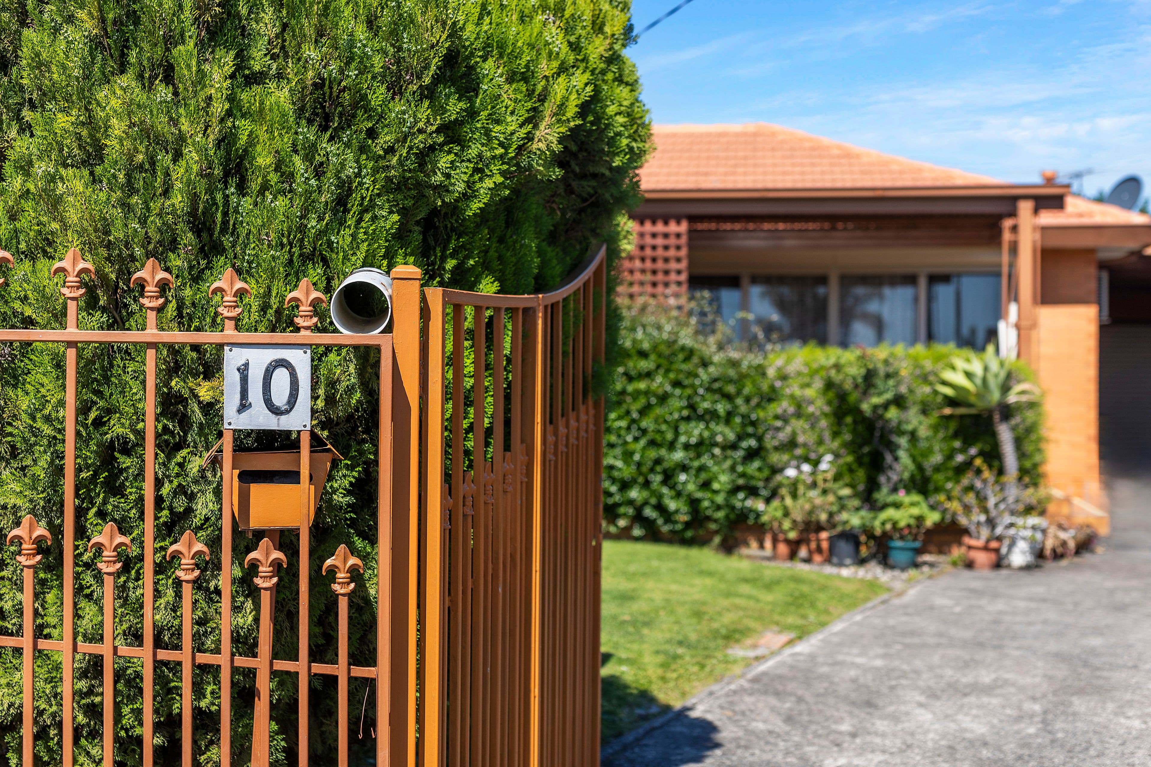 10 Ashley Court, Thomastown VIC 3074, Thomastown - Thumbnail 2