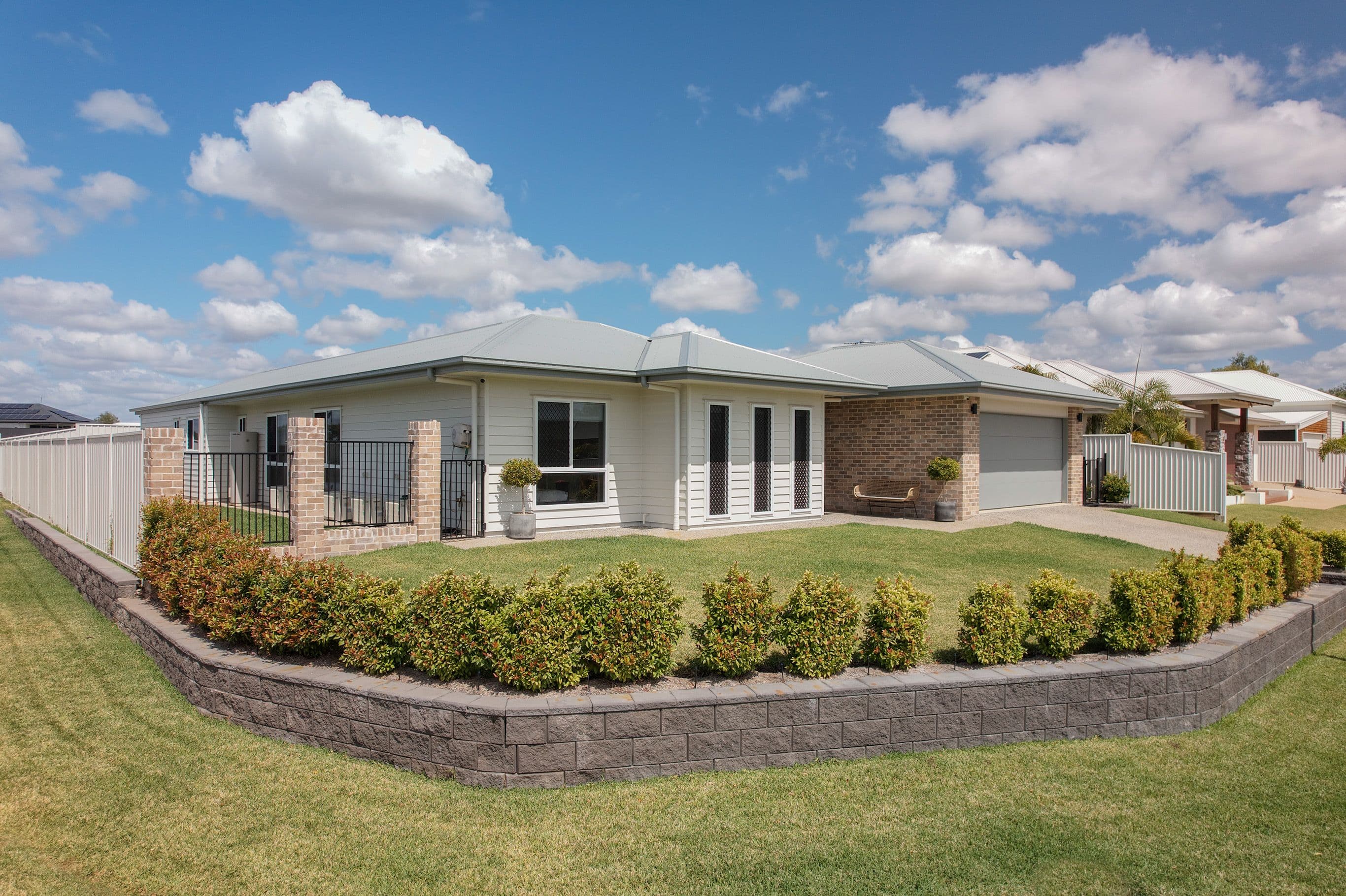 1 Epsom Place, Emerald QLD 4720, Emerald - Thumbnail 2