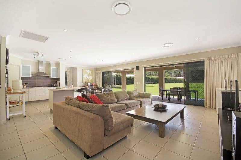 70 Whites Road, Landsborough QLD 4550, Landsborough - Thumbnail 3