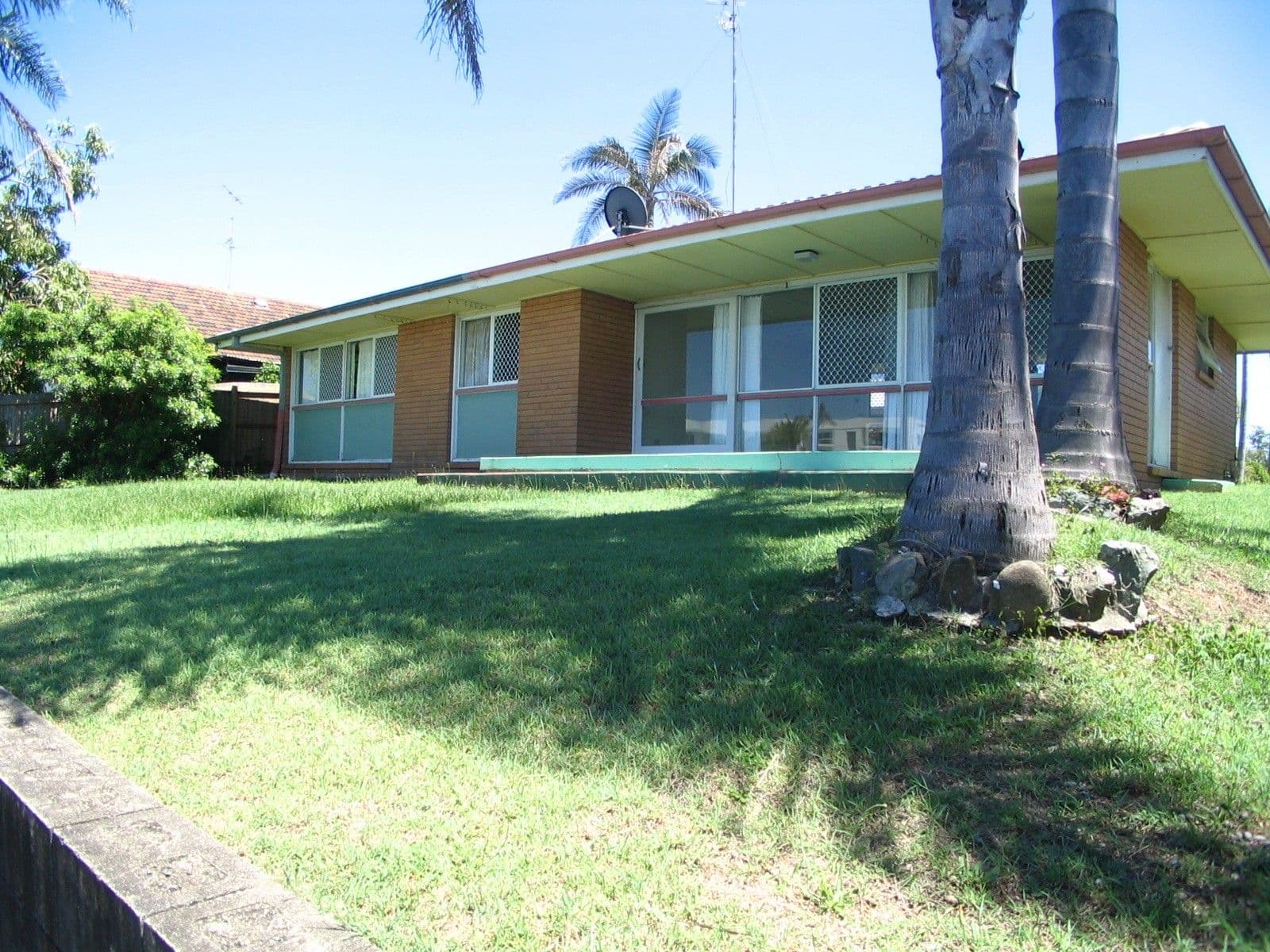 133 Allambi Avenue, Broadbeach Waters QLD 4218, Broadbeach Waters - Thumbnail 5