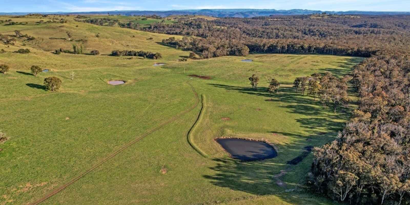 60 Wanganderry Road High Range, Range - Image 1