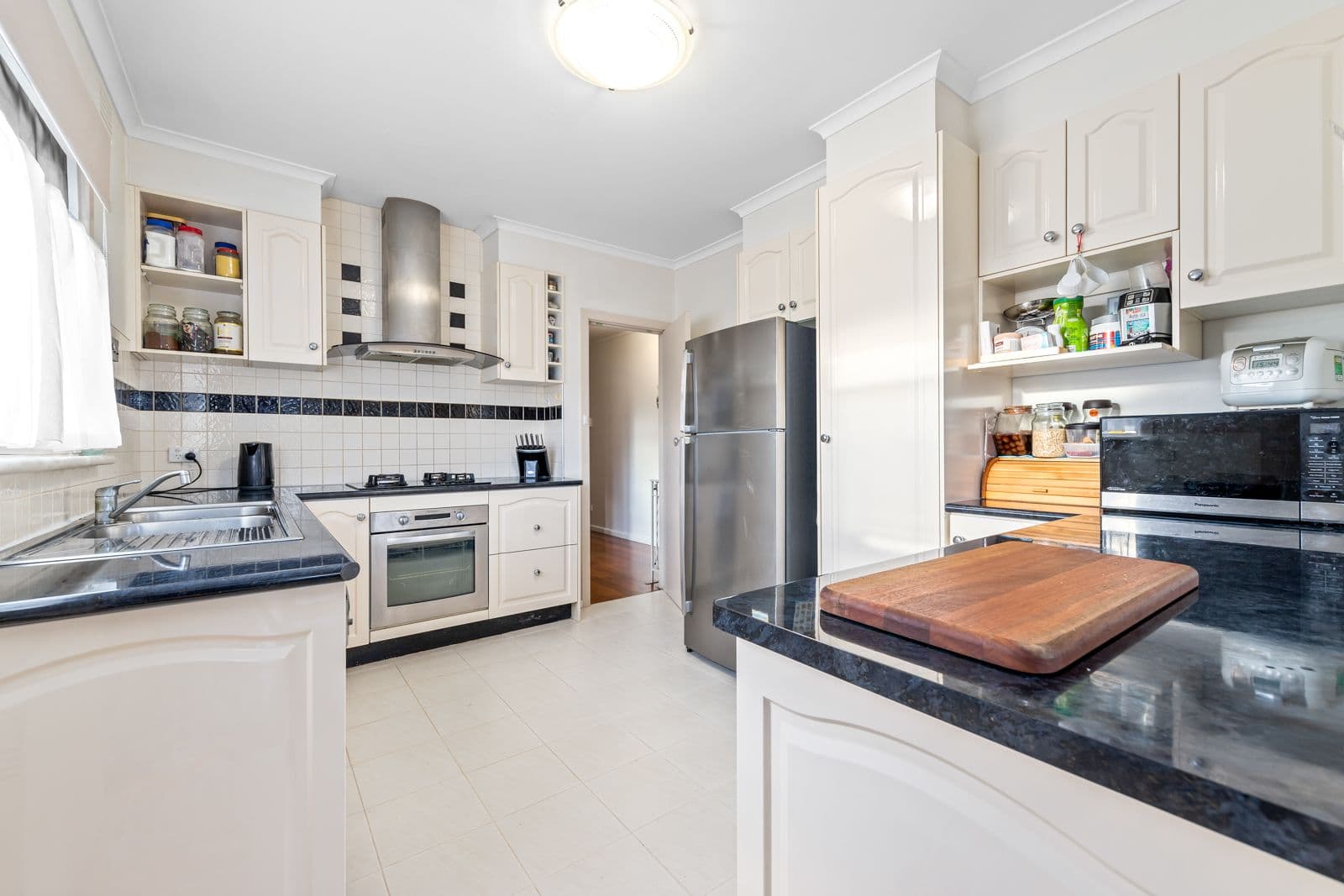 27 McCubbin Street, Burwood VIC 3125, Burwood - Thumbnail 5