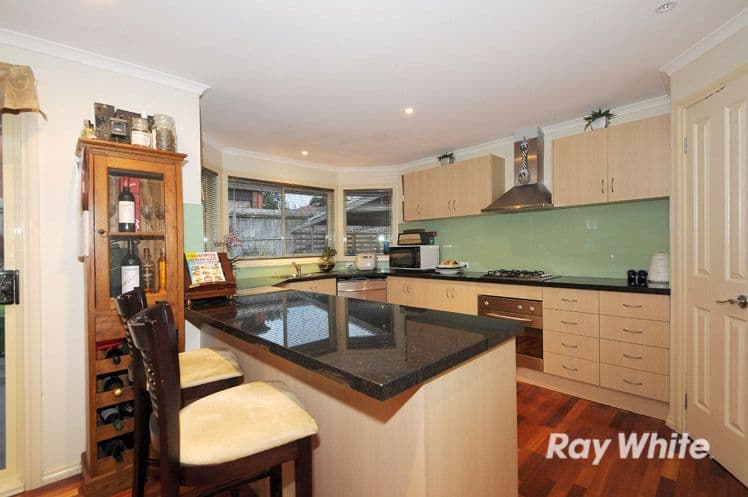 19 Henry Lawson Drive, LYNBROOK VIC 3975, Lynbrook - Thumbnail 4