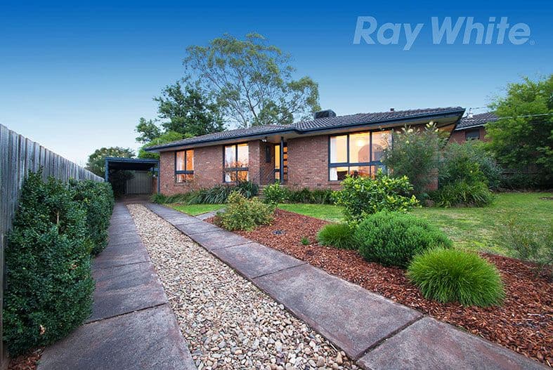 15 DAYMAR Drive, Mooroolbark VIC 3138, Mooroolbark - Image 1