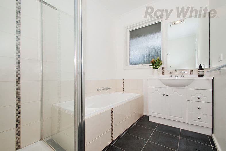 15 DAYMAR Drive, Mooroolbark VIC 3138, Mooroolbark - Thumbnail 7