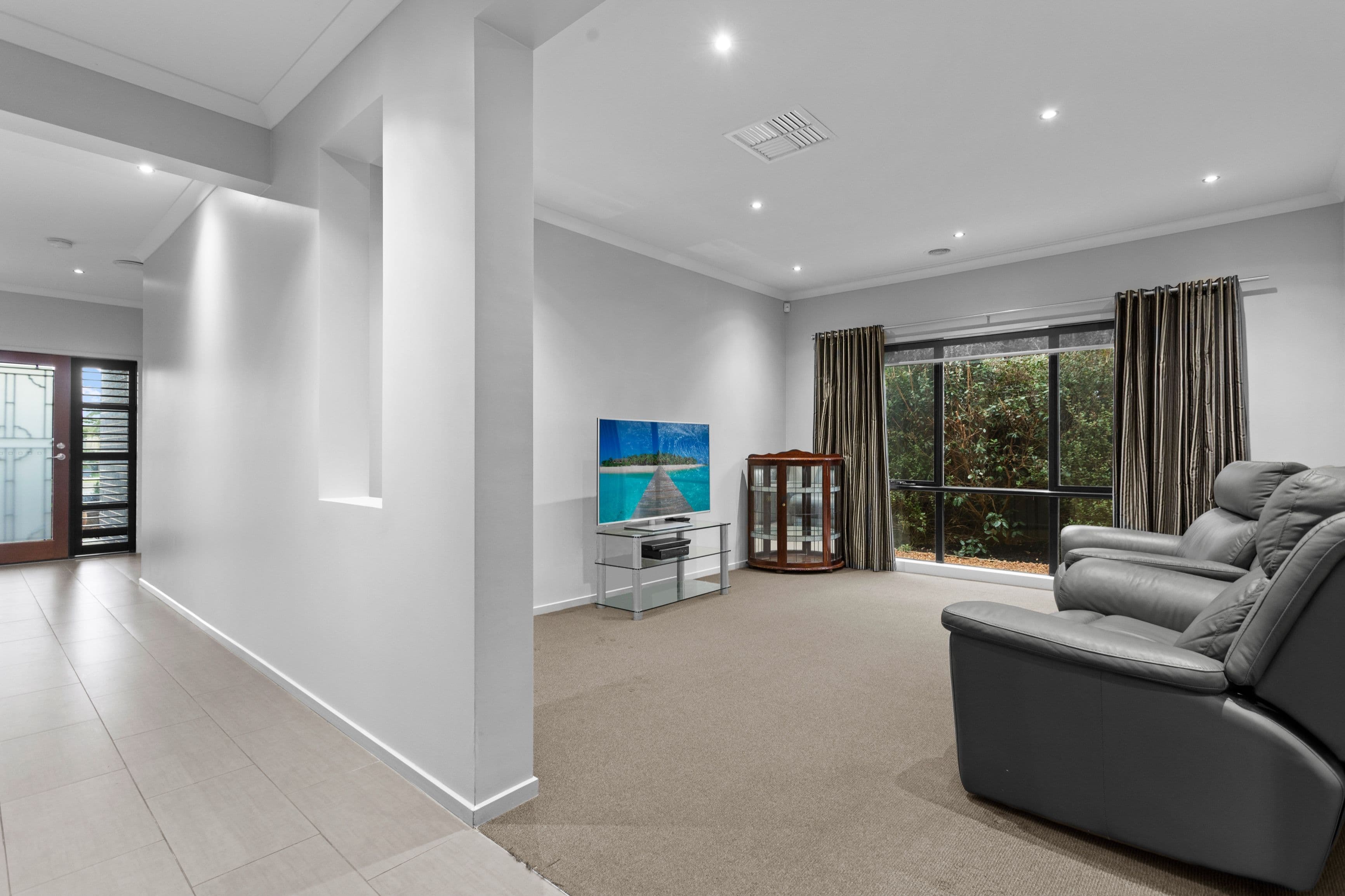 105 Mernda Village Drive, Mernda VIC 3754, Mernda - Thumbnail 6