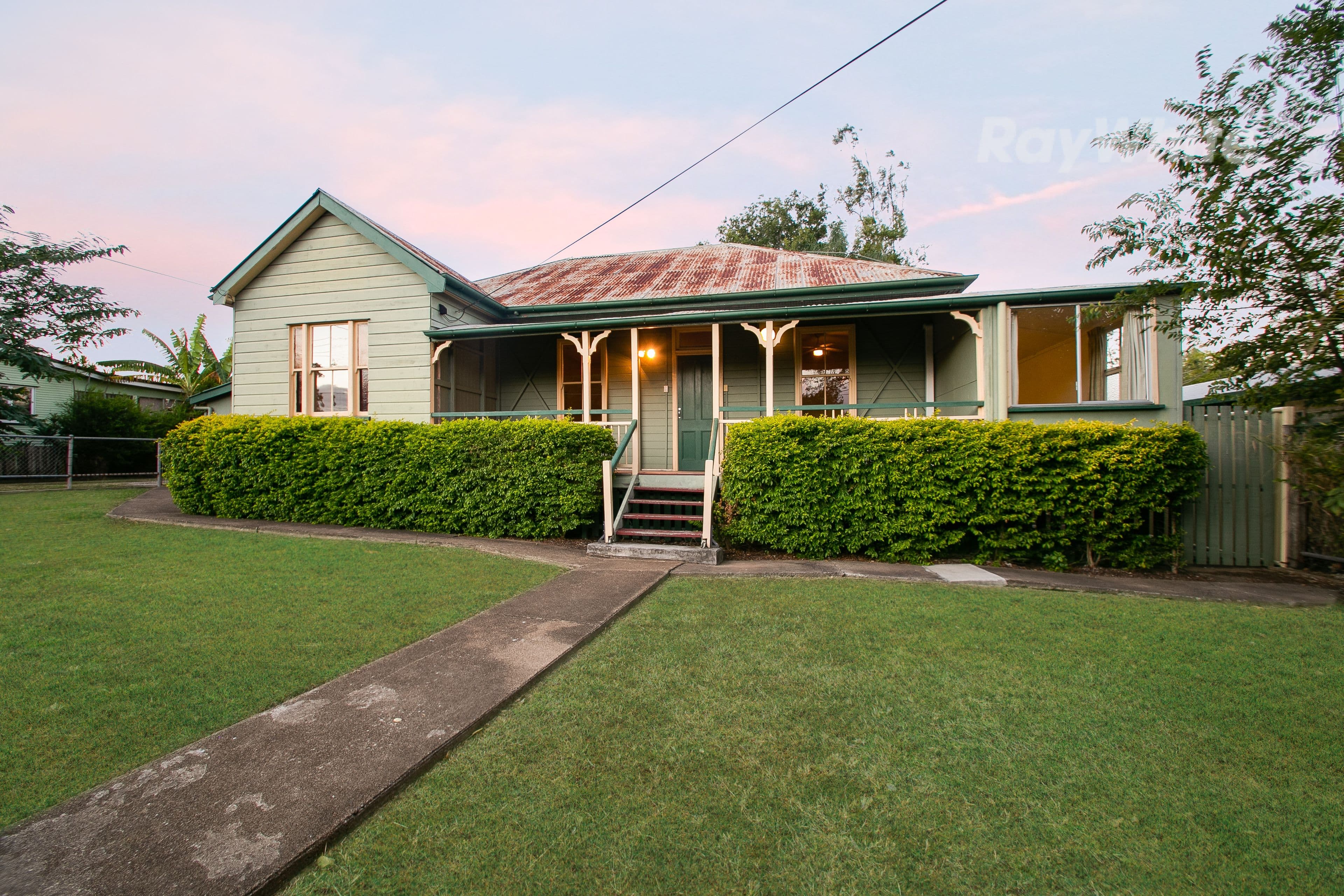 6 Vineyard Street, One Mile QLD 4305, One Mile - Image 1