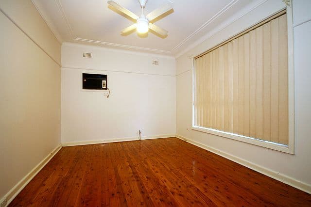 9 Moller Avenue, BIRRONG NSW 2143, Birrong - Thumbnail 2