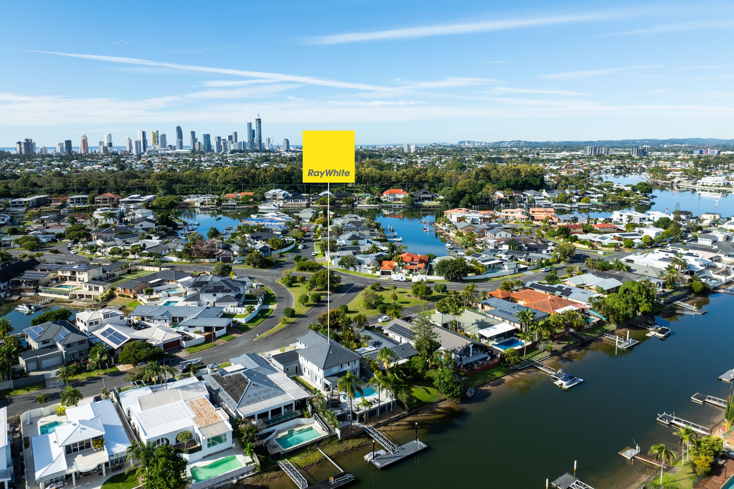 21 Platypus Avenue, Sorrento QLD 4217, Sorrento - Thumbnail 2