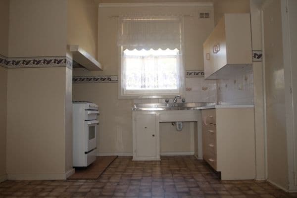 82 Penrice Road PENRICE via, ANGASTON SA 5353, Angaston - Thumbnail 2