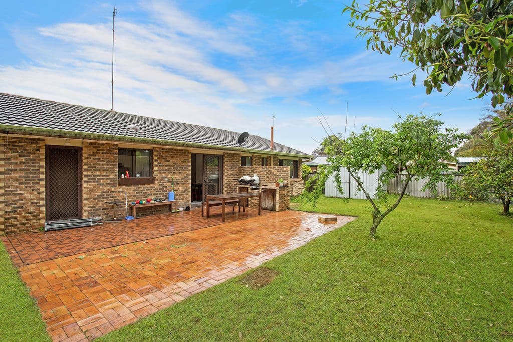 90 Japonica Drive, Palm Beach QLD 4221, Palm Beach - Thumbnail 6