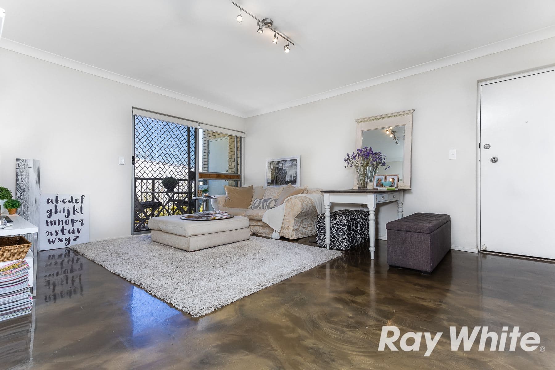39 Wambool Street, Bulimba QLD 4171, Bulimba - Thumbnail 2