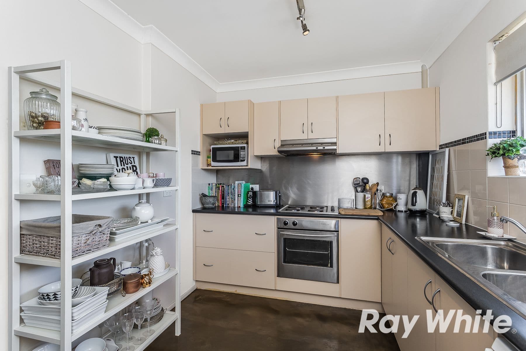 39 Wambool Street, Bulimba QLD 4171, Bulimba - Thumbnail 7