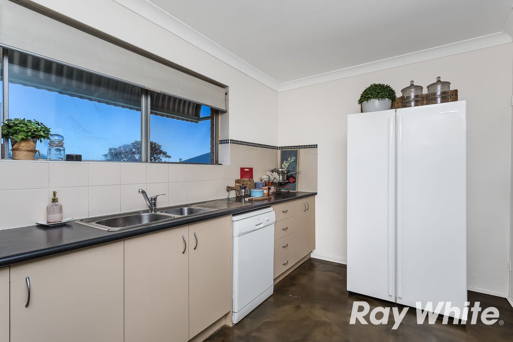 39 Wambool Street, Bulimba QLD 4171, Bulimba - Thumbnail 8