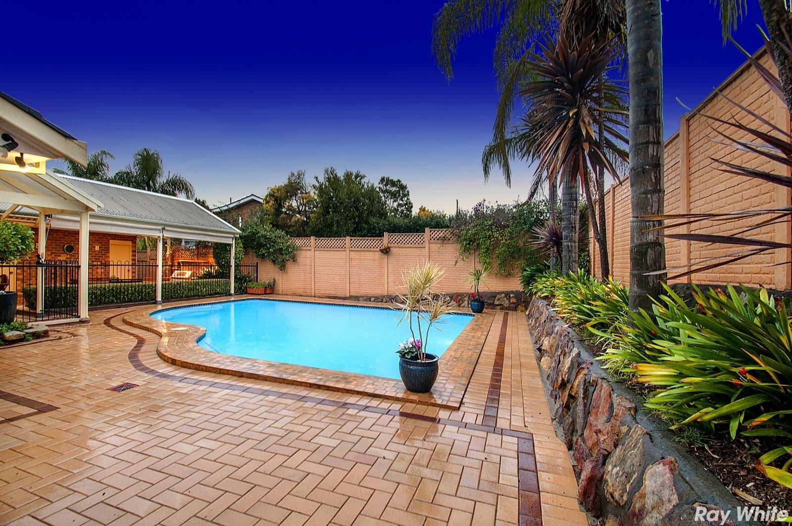 29 Paul Court, Baulkham Hills - Thumbnail 2