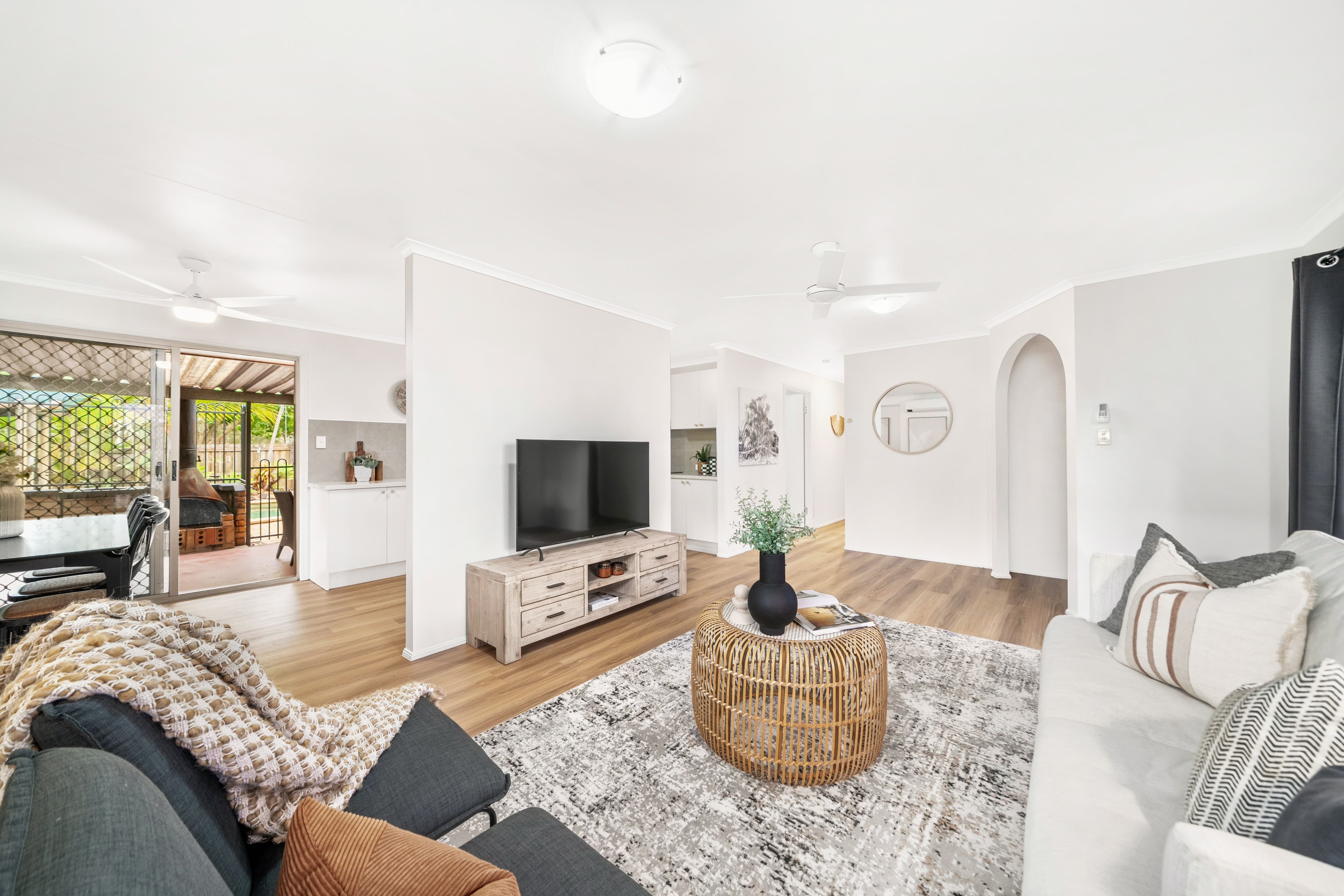 19 Hilldale Crescent, Morayfield QLD 4506, Morayfield - Thumbnail 6