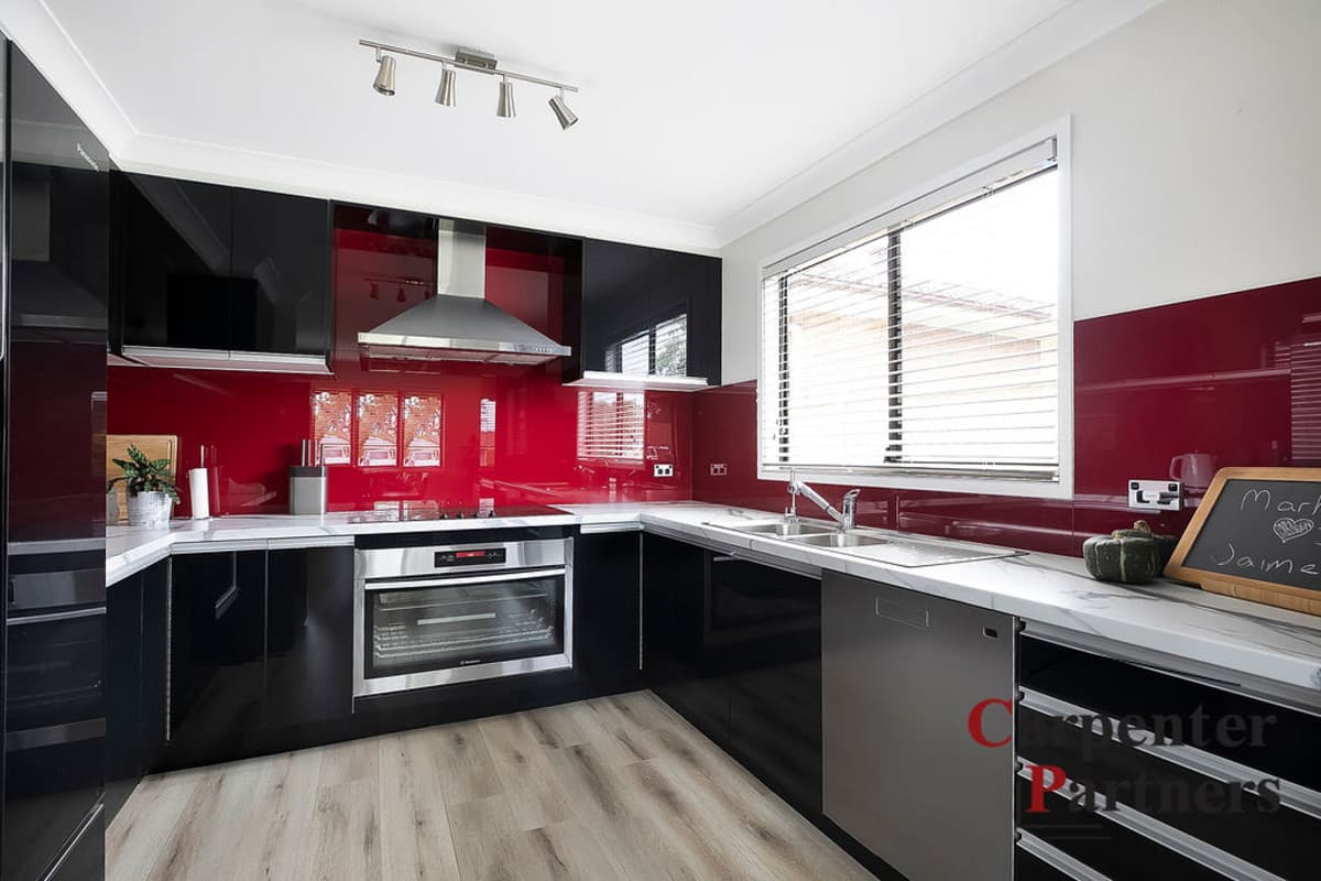 21 Erith Road, BUXTON, Buxton - Thumbnail 7
