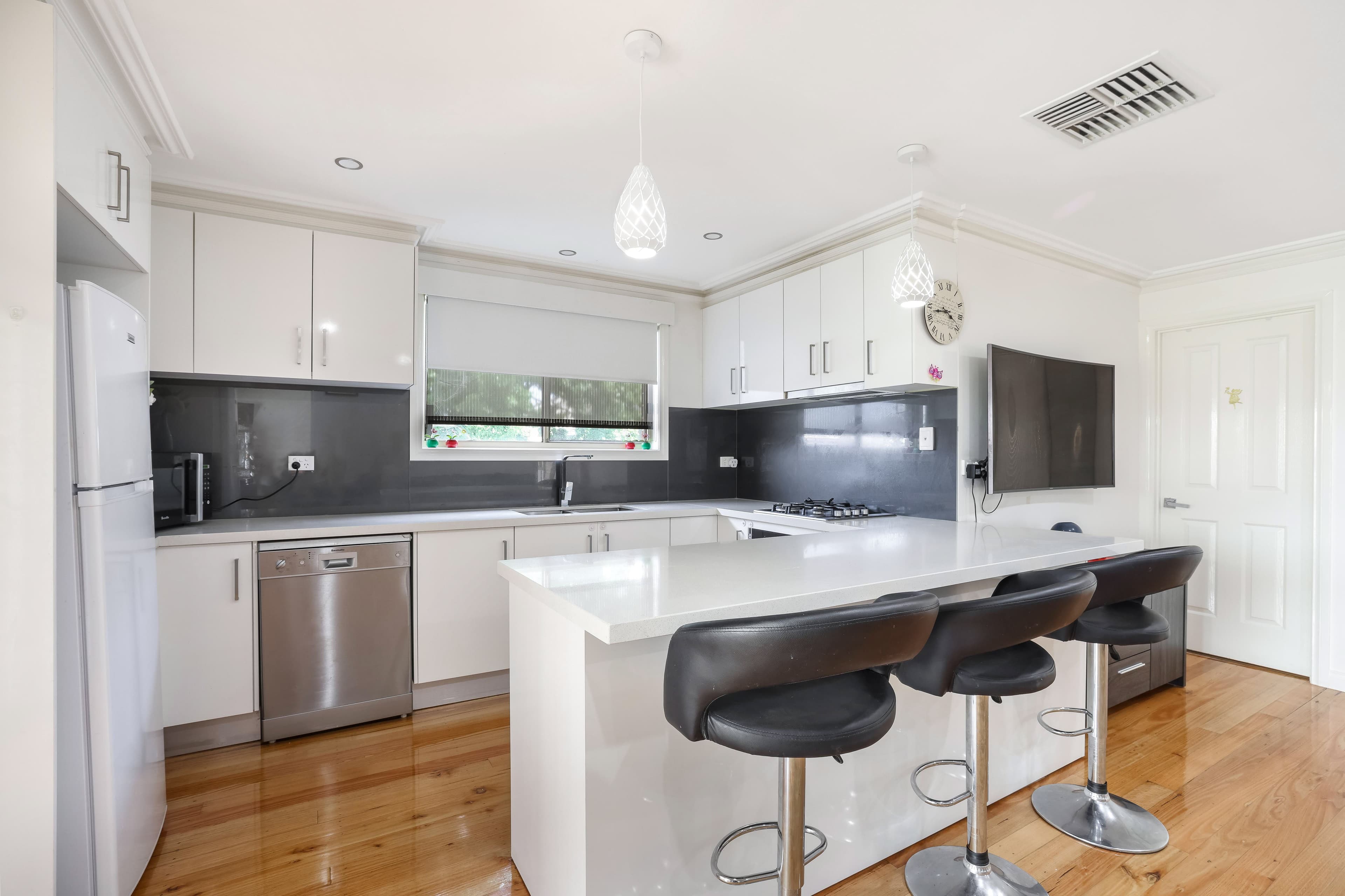 15A Prospect Street, Glenroy VIC 3046, Glenroy - Thumbnail 2