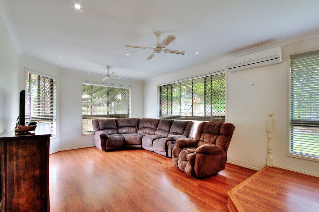 47 Deloraine Drive, Springwood QLD 4127, Springwood - Thumbnail 2